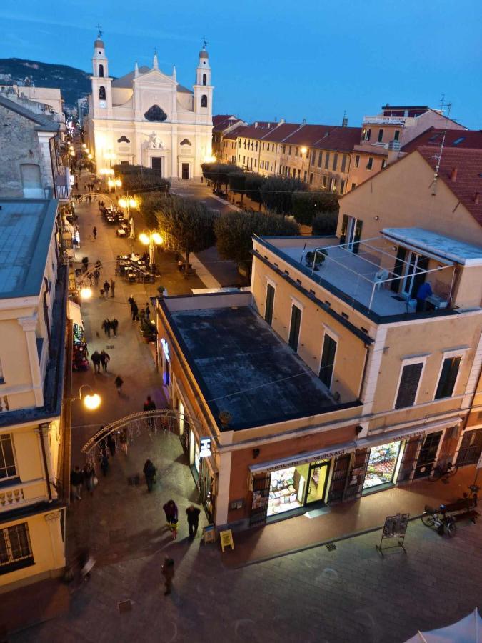 Cipriani 5 Rivieraholiday Pietra Ligure Dış mekan fotoğraf