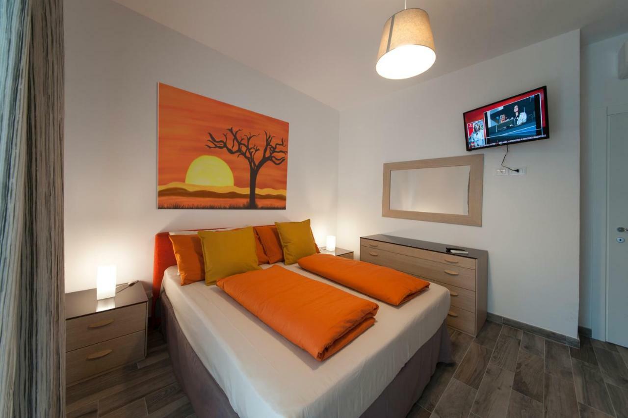 Cipriani 5 Rivieraholiday Pietra Ligure Dış mekan fotoğraf
